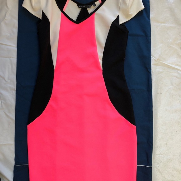 Pink,white, black Dresses. Great 👍 condition. - Picture 3 of 8